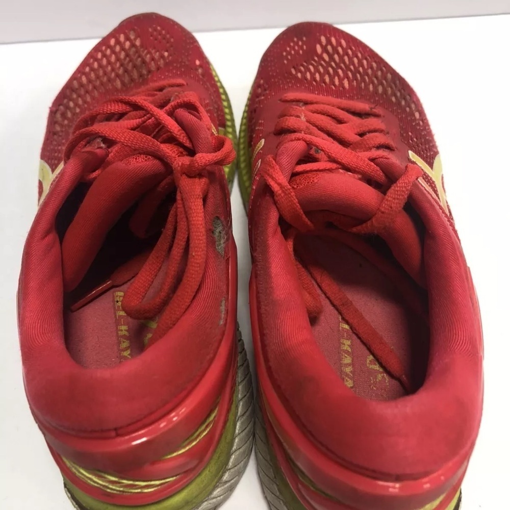 Asics Women’s Gel Kayano 26, Red/Yellow Sneakers, Size 7 M. - Picture 4 of 6